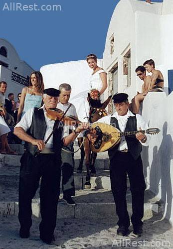 Oia Mare Villas 12